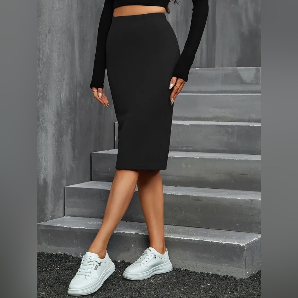 Eileen Fisher Black Stretchy Pencil Skirt M